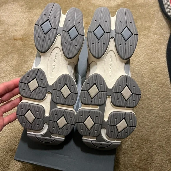 NEW BALANCE 9060 - Picture 5 of 14